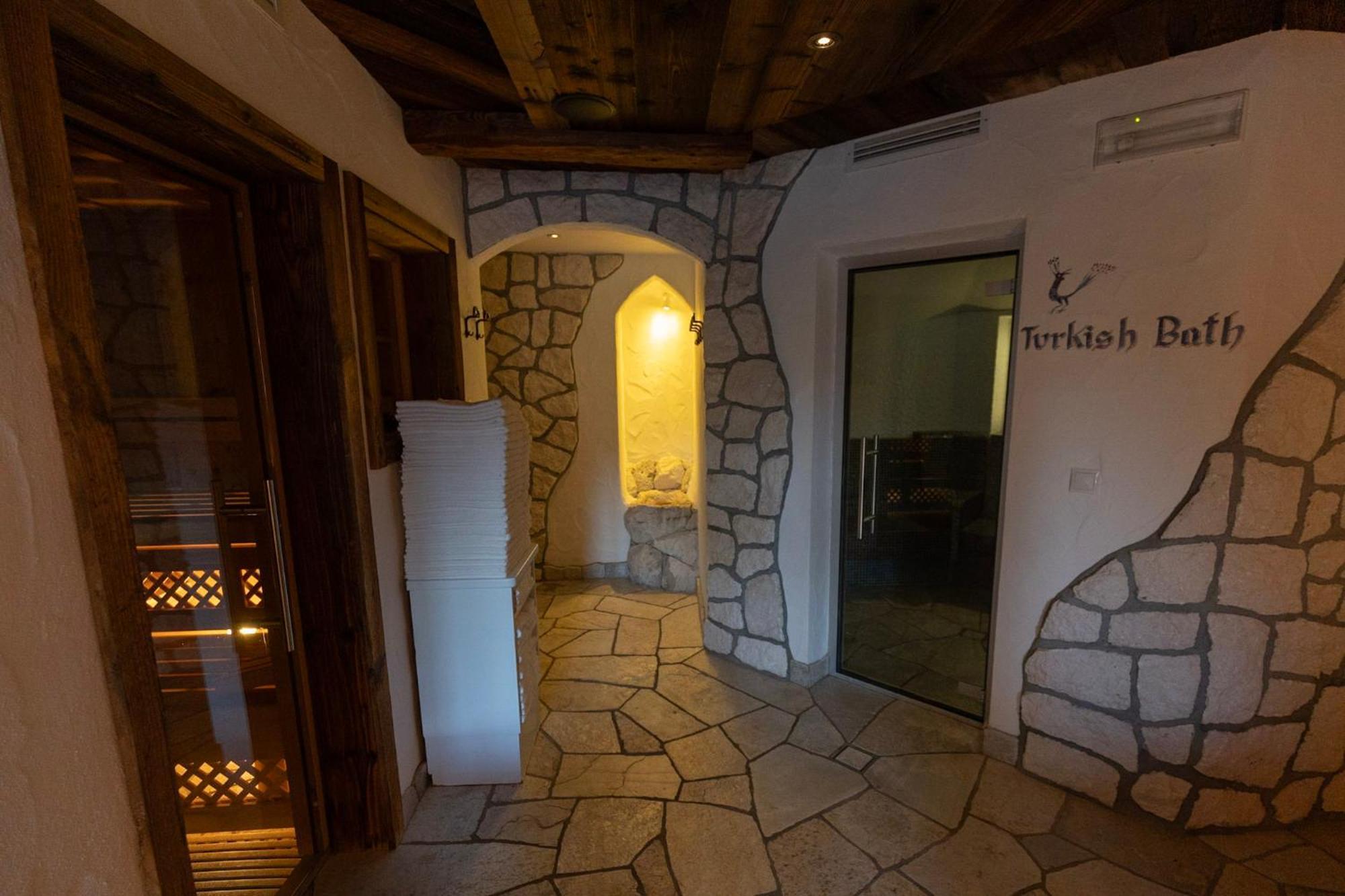 Dorfhotel Beludei Santa Cristina Val Gardena Eksteriør bilde