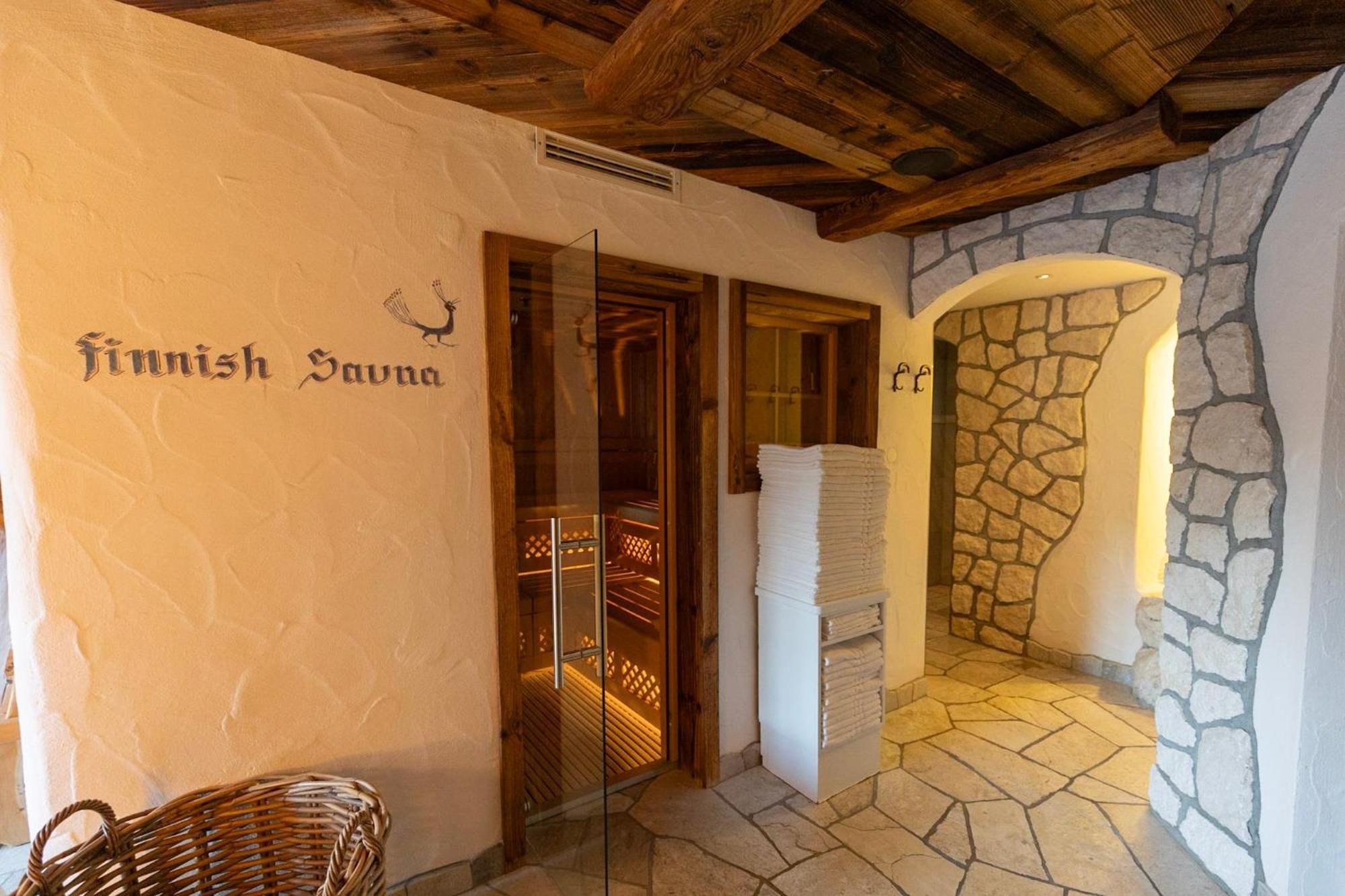 Dorfhotel Beludei Santa Cristina Val Gardena Eksteriør bilde