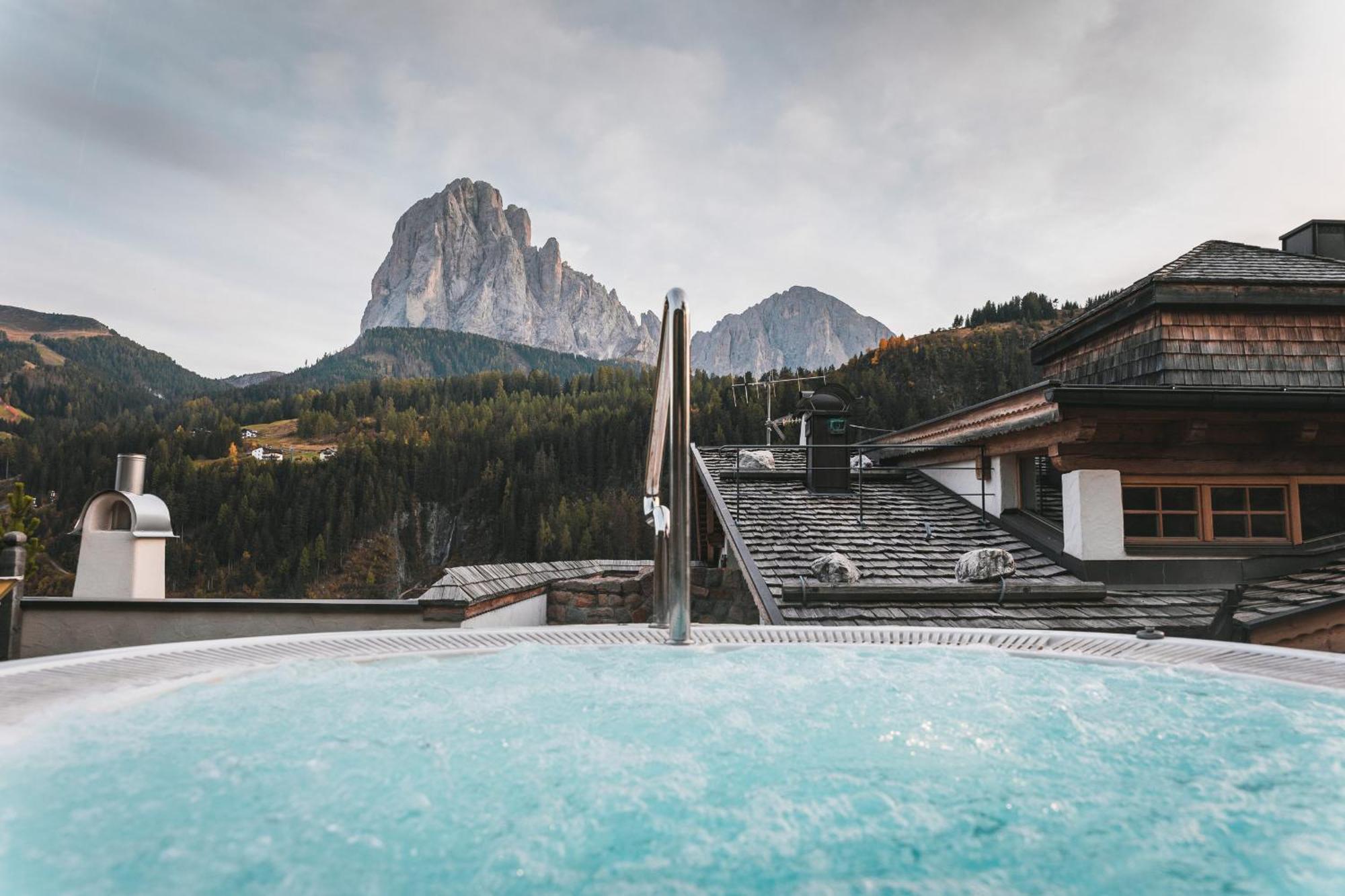 Dorfhotel Beludei Santa Cristina Val Gardena Eksteriør bilde