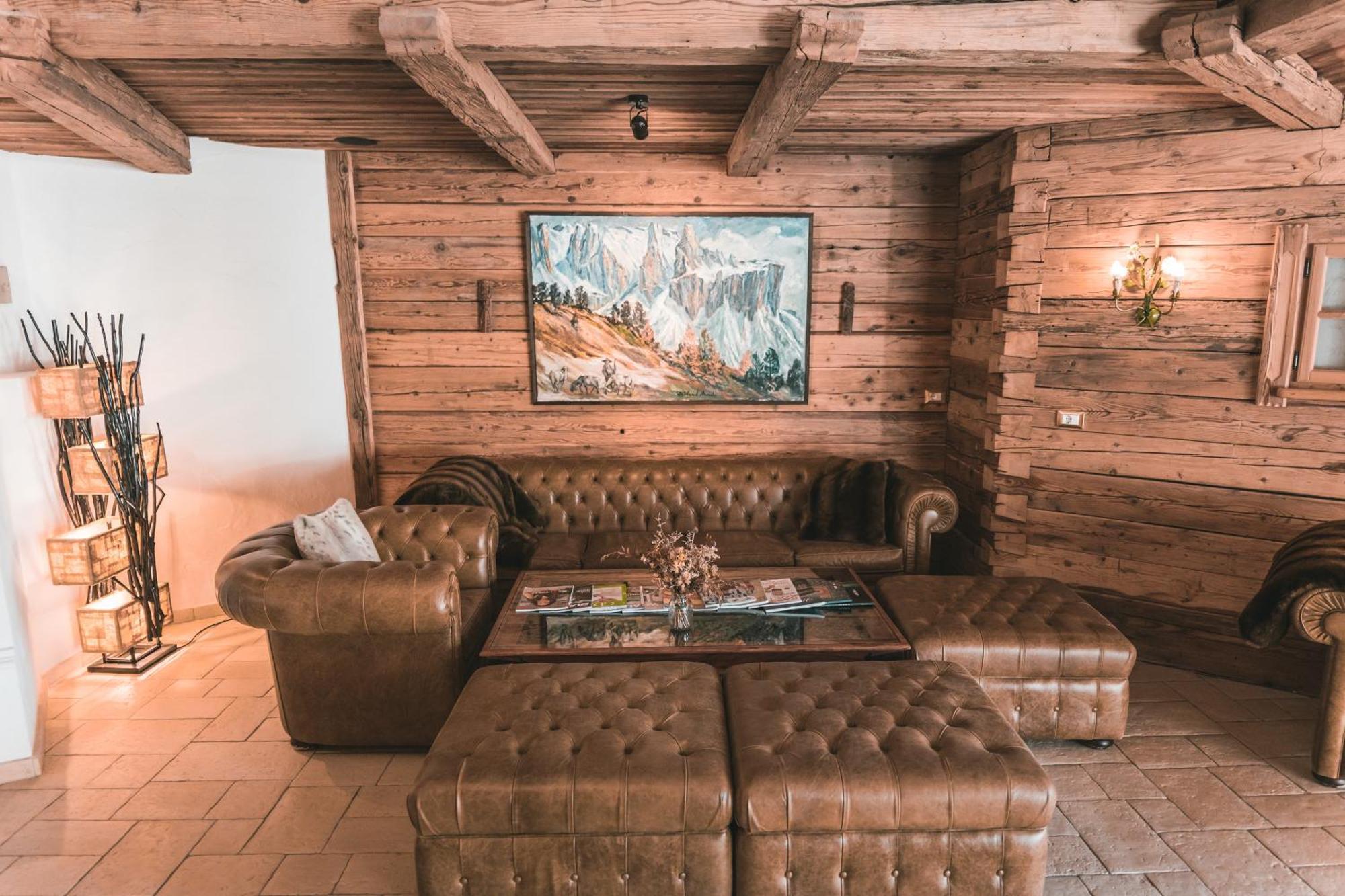Dorfhotel Beludei Santa Cristina Val Gardena Eksteriør bilde