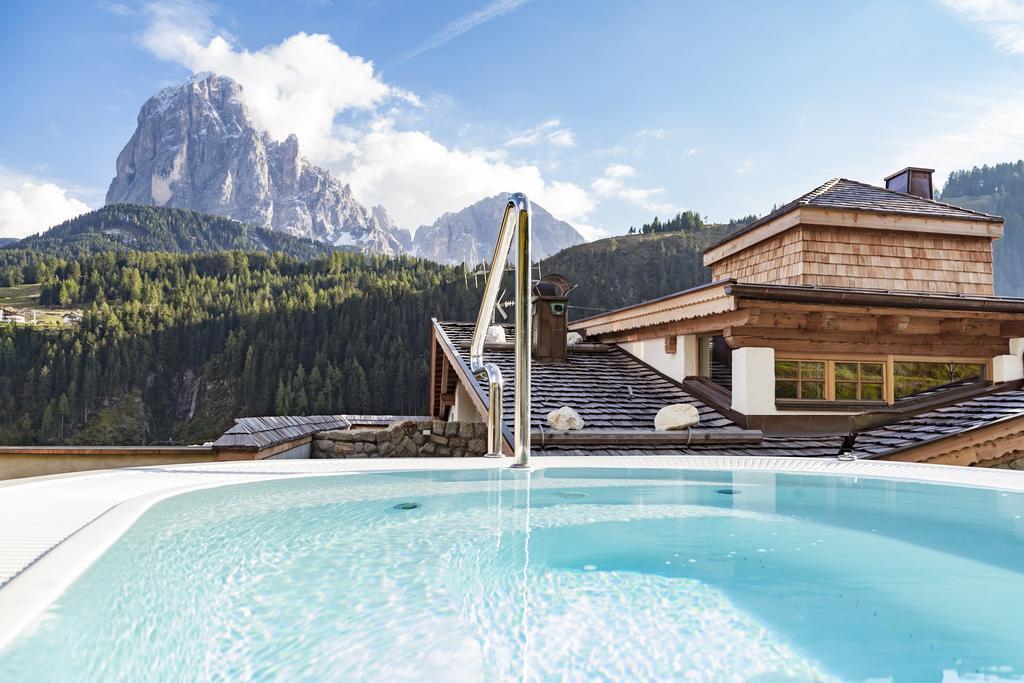 Dorfhotel Beludei Santa Cristina Val Gardena Eksteriør bilde
